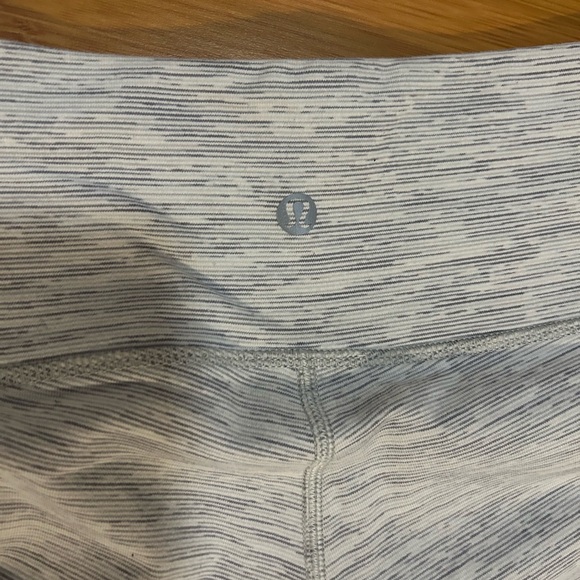 lululemon athletica Light Heather Gray Leggings - Picture 2 of 5